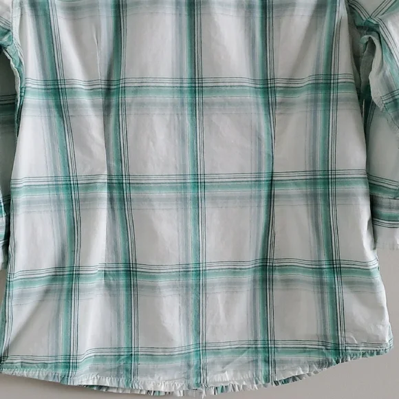 Carhartt Women's White and Green Plaid Button Down 3/4 Sleeves Shirt Size M - Picture 10 of 16